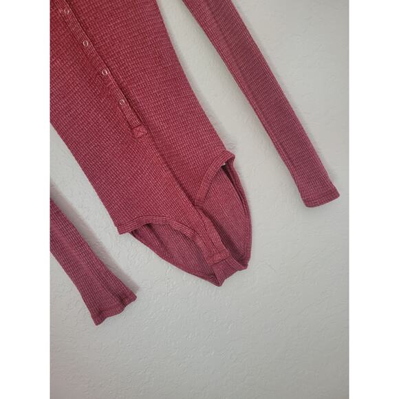 Free People Keep Your Cool Waffle Thermal Bodysuit Wild County Pink Small‎ - Picture 10 of 15